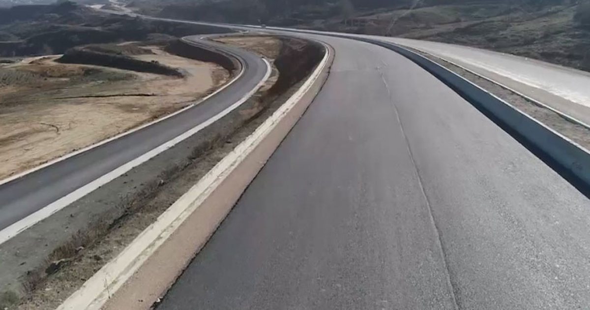 Pjese e Korridorit VIII, aksi rrugor Elbasan-Qafe Thane gati brenda pak javesh